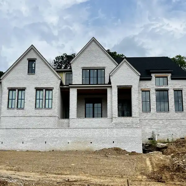 NEW CUSTOM LUXURY HOME IN RAINTREE