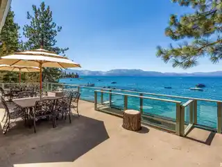 Exceptional Lakefront Residence in Prestigious Skyland