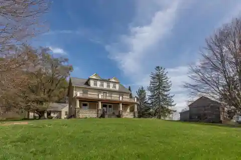 Bantam Lake Grand Dame