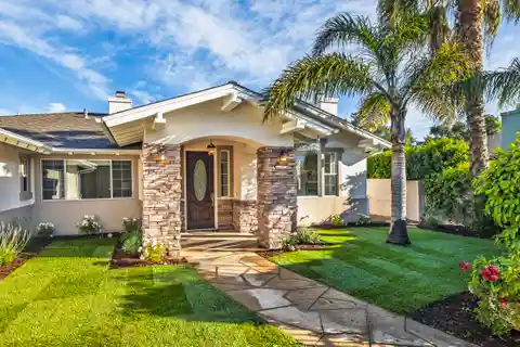 Light and Bright Single-level Home in Hope Ranch Annex