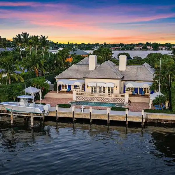 PRIVATE PARADISE AND THE ULTIMATE TROPICAL RETREAT