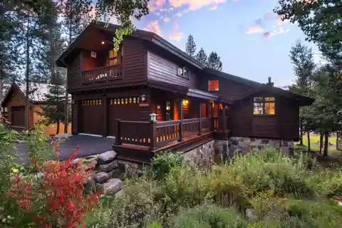Tahoe Donner Meadowfront Masterpiece