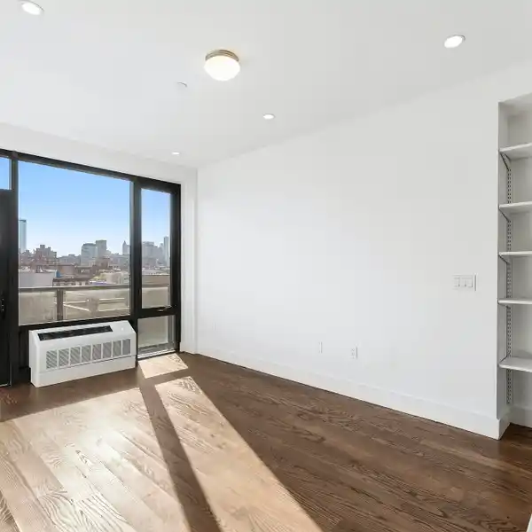 GORGEOUS LIGHTFILLED COUCH