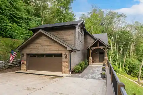 The Ultimate in Mountain Style and Luxury