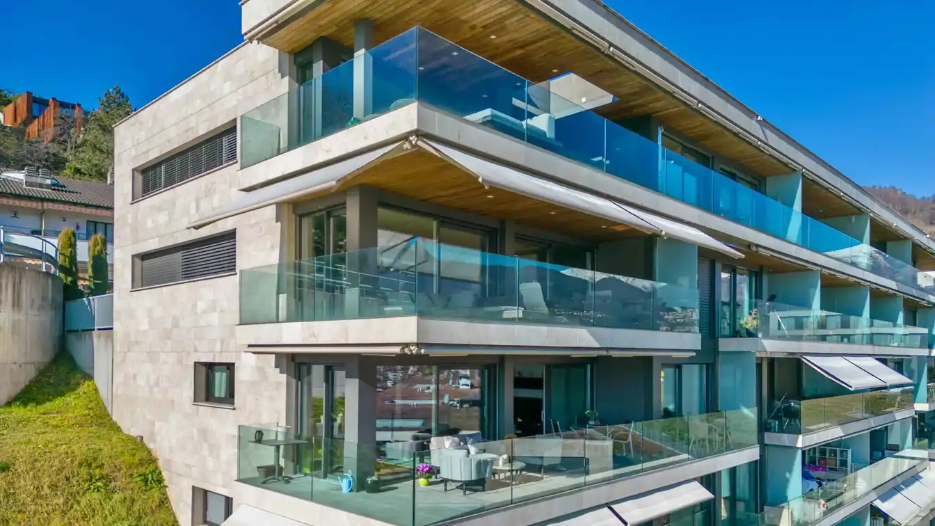 Beautiful Contemporary Apartment with Open Views