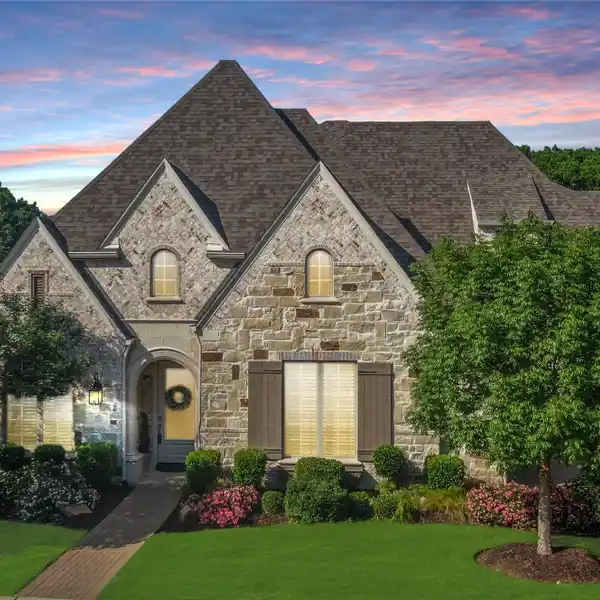 PICTURE PERFECT GEM IN A PEACEFUL AND TRANQUIL SETTING.