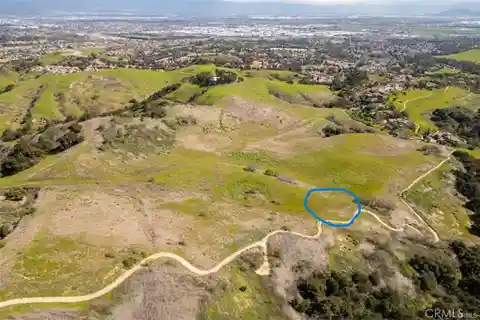 One-Acre Estate Parcel with Unmatched Views