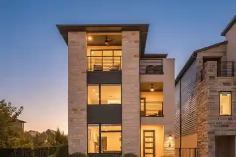 Stunning Designer Residence with Outdoor Oasis