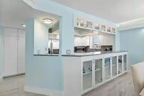 Direct Oceanfront Unit in a Boutique Building