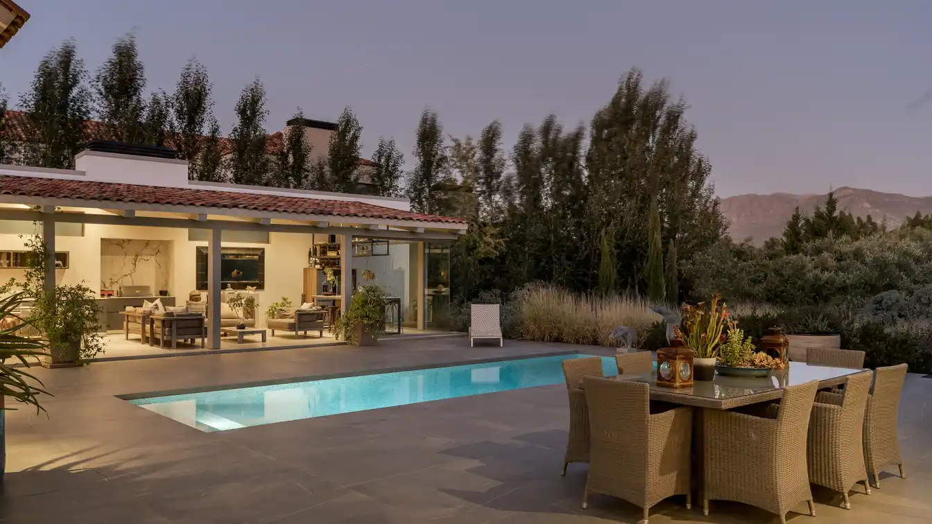 Spectacular Home in Winelands Estate