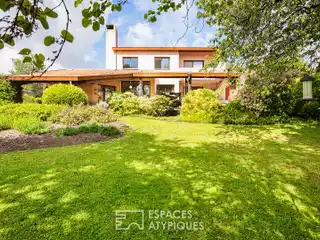 Elegant Architect-Designed Residence