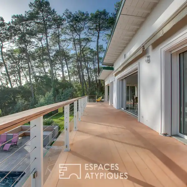 ULTRA-MODERN VILLA WITH HEATED POOL AND SCENIC SERENITY