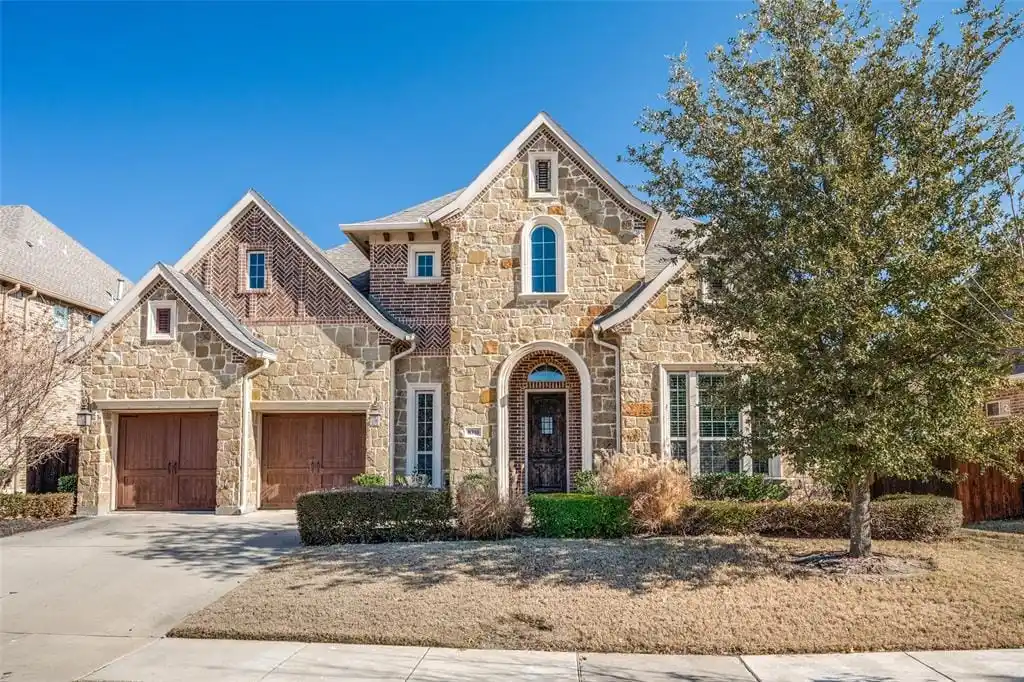 Two-story Elegance with Resort-style Community