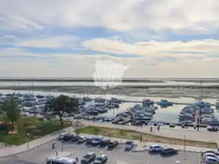 Waterfront Residences with Ria Formosa Vistas