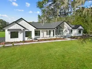 Extraordinary Custom Home in Exclusive Dylan’s Grove