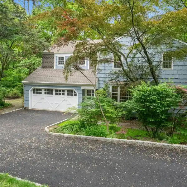 BEAUTIFULLY UPDATED DUTCH COLONIAL IN KISCO PARK