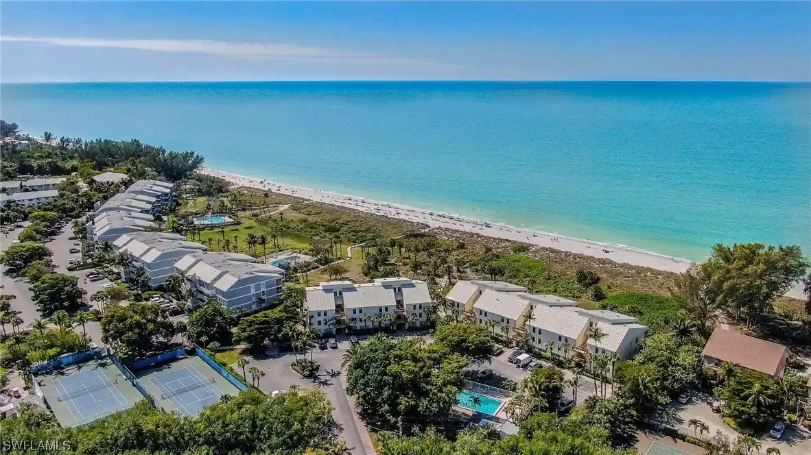 Gulf-front Top Floor Condominium at South Seas on Captiva Island