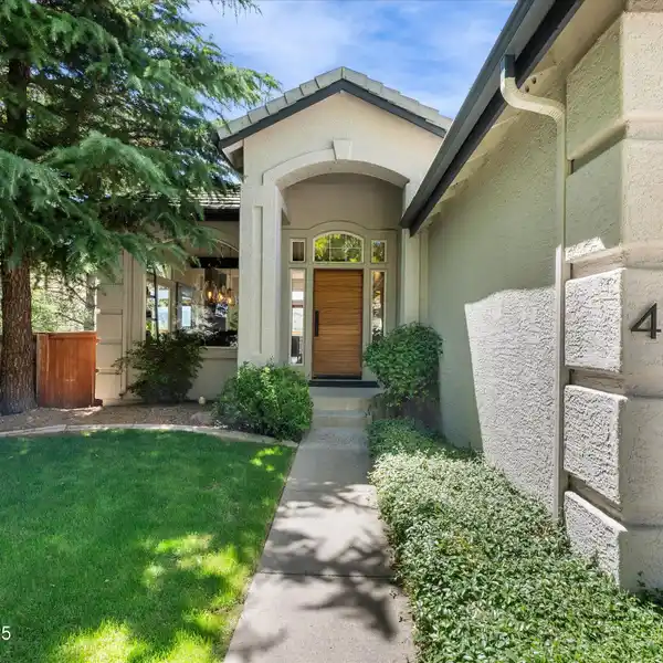 BEAUTIFUL HOME IN SOUGHT-AFTER CAUGHLIN RANCH