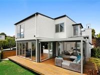NEARLY NEW HOME IN TOP EASTERN SUBURB