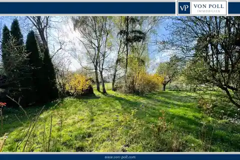 Living on One Level Spacious Bungalow in a Picturesque Field Edge Location