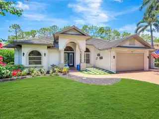 Spacious Elegance in Sought-After Wilshire Lakes