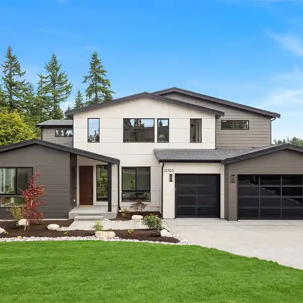 NORTHWEST CONTEMPORARY HOME IN AN EXCLUSIVE COMMUNITY