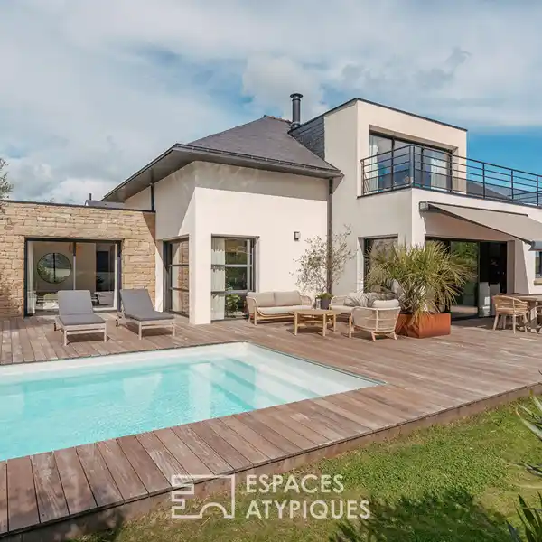 UNIQUE HOME BLENDING COMFORT AND FUNCTIONALITY