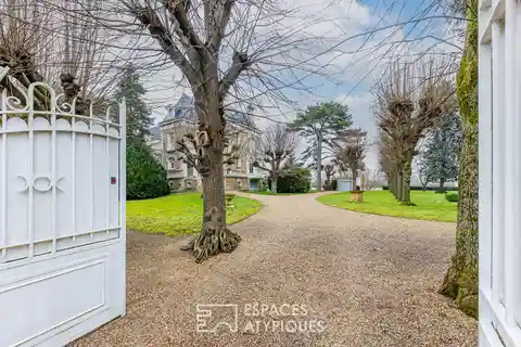 Exceptional Residence in the Island of Villennes