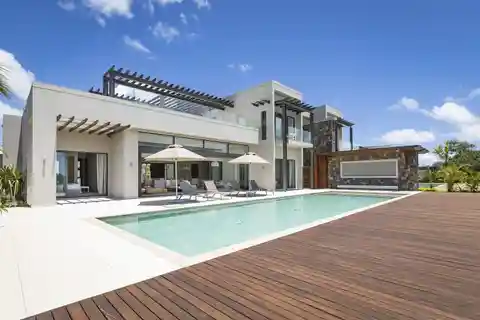 Stunning Duplex in Anahita