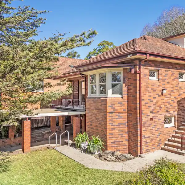 SUBSTANTIAL FAMILY HOME