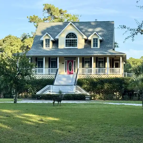 PONDFRONT PARADISE MINUTES FROM EDISTO BEACH