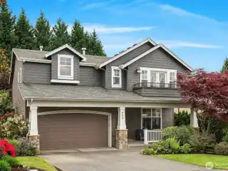 Stunning Traditional Craftsman