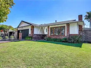 Elegant Home with Sparkling Pool Retreat