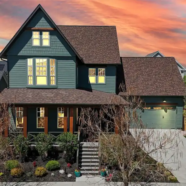 UNMATCHED VALUE IN A VIBRANT NEIGHBORHOOD