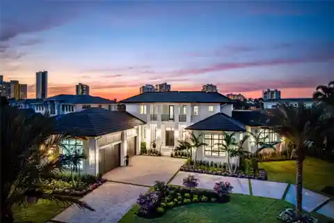 Bayfront Estate Offering Unmatched Resort-Style Waterfront Living