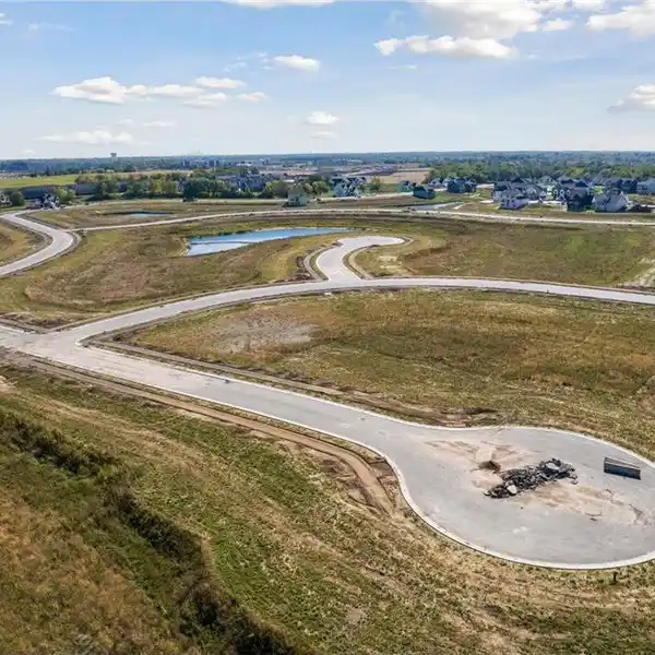 NEW CONSTRUCTION IN A BEAUTIFUL COMMUNITY