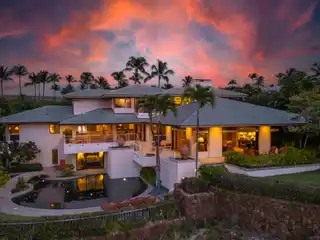 Architectural Masterpiece with Panoramic Ocean Views