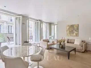 Beautiful First Floor Apartment