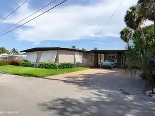 Waterfront Mid-Century Modern-Inspired Ranch