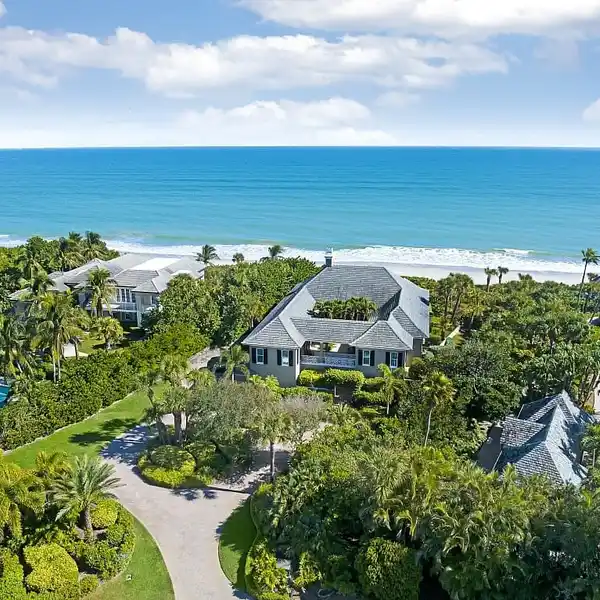 PHENOMENAL OCEANFRONT OPPORTUNITY IN BERMUDA BAY