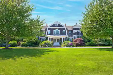 Fabulous Hamptons Estate - a Singular Rental