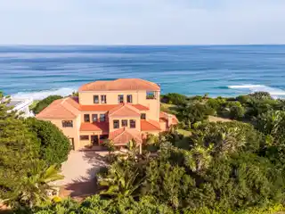 Oceanfront Villa with Separate Cottage