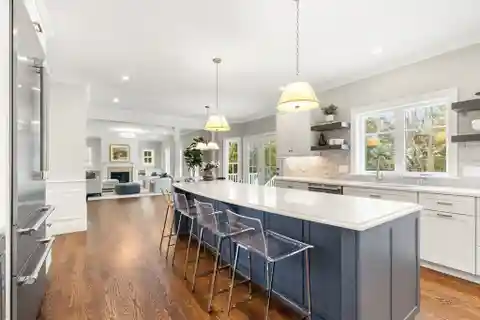 Spectacular New Construction from a Renowned Builder