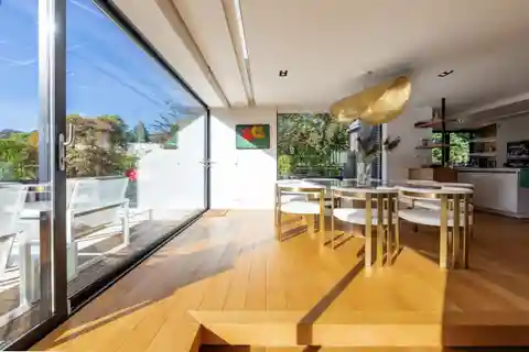 Exceptional Renovated Penthouse in the Prince D'orange District