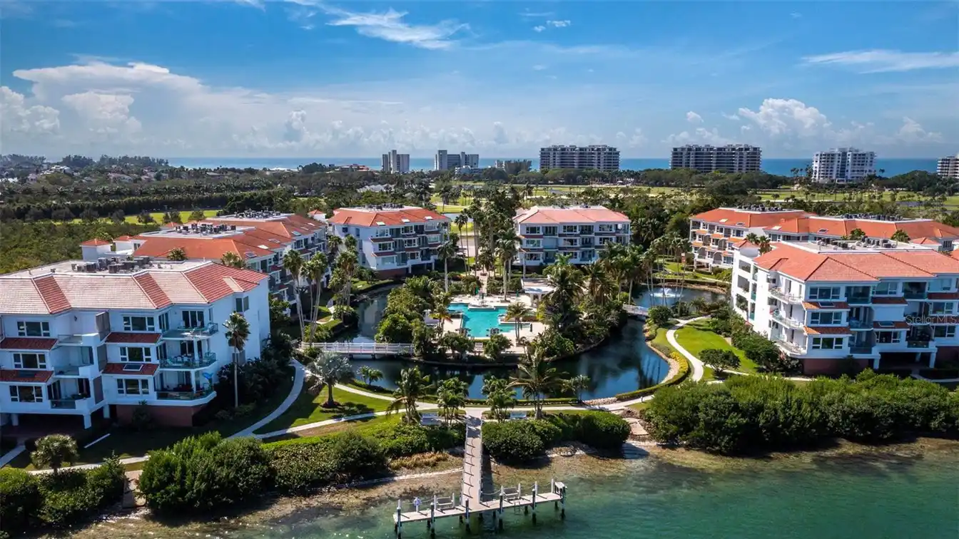 One-of-a-kind Direct Bayfront Condo