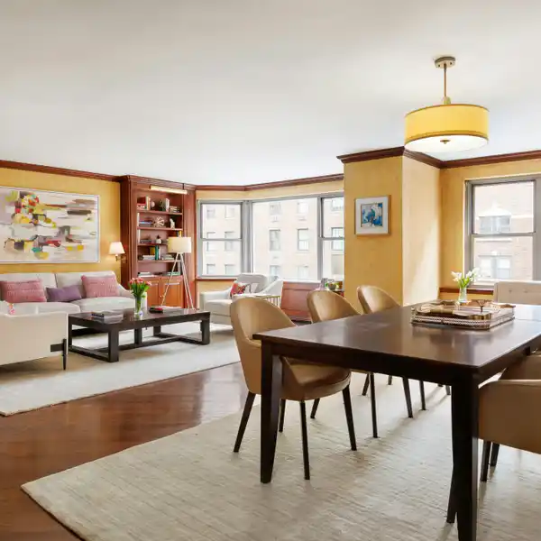 ELEGANT DUPLEX OFF PARK AVENUE