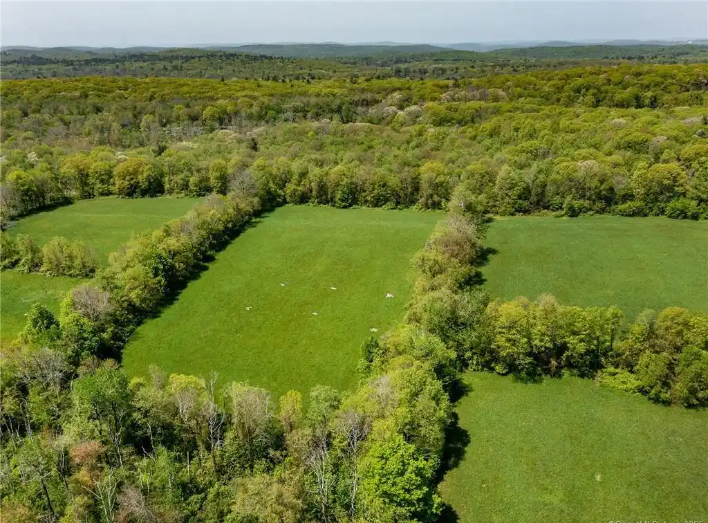 Stunning 93 Acres in Warren