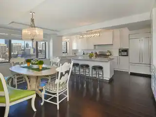 Spectacular High-Floor Fifth Avenue Home