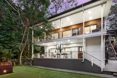 Architecturally Designed Residence on a Quiet Cul-de-sac
