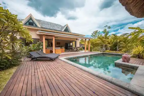 Exquisite Balinese-Style Villa